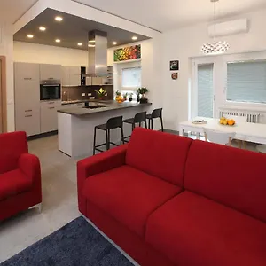 Apartamento Turistico Laura